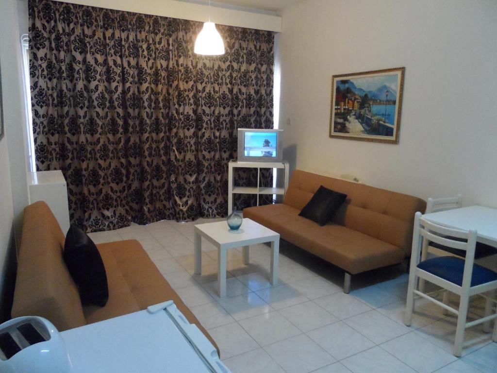 Geotanya Apartments Limassol Szoba fotó
