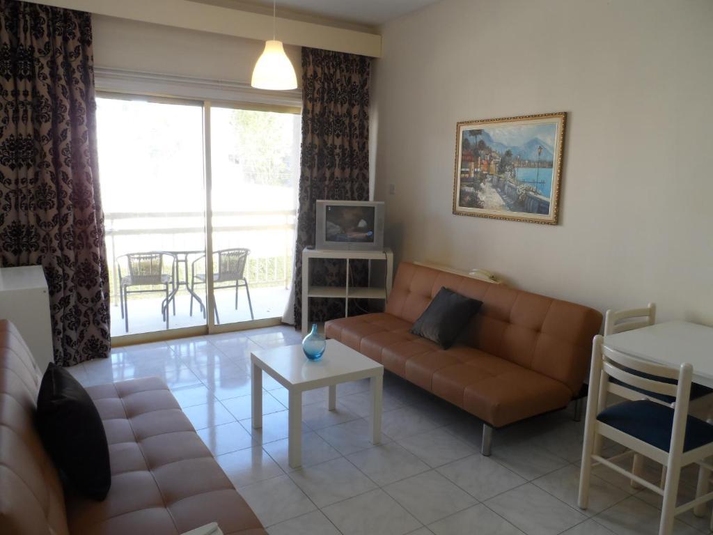 Geotanya Apartments Limassol Szoba fotó